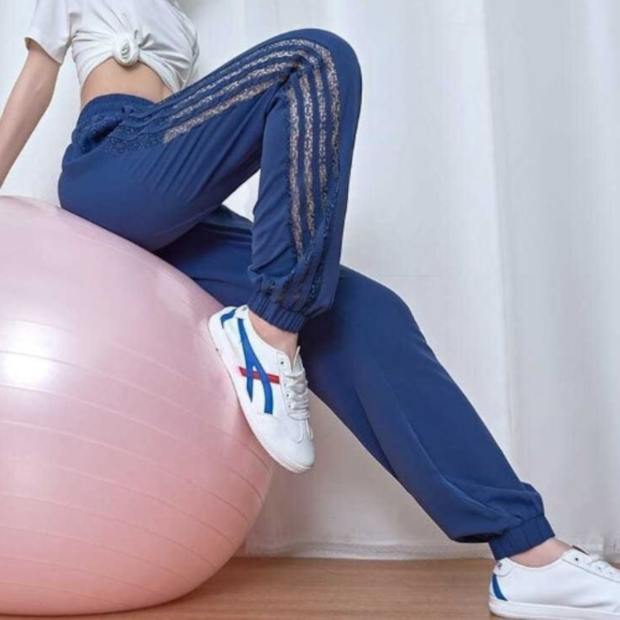 Mana Muse Line pants with mesh sides 1456