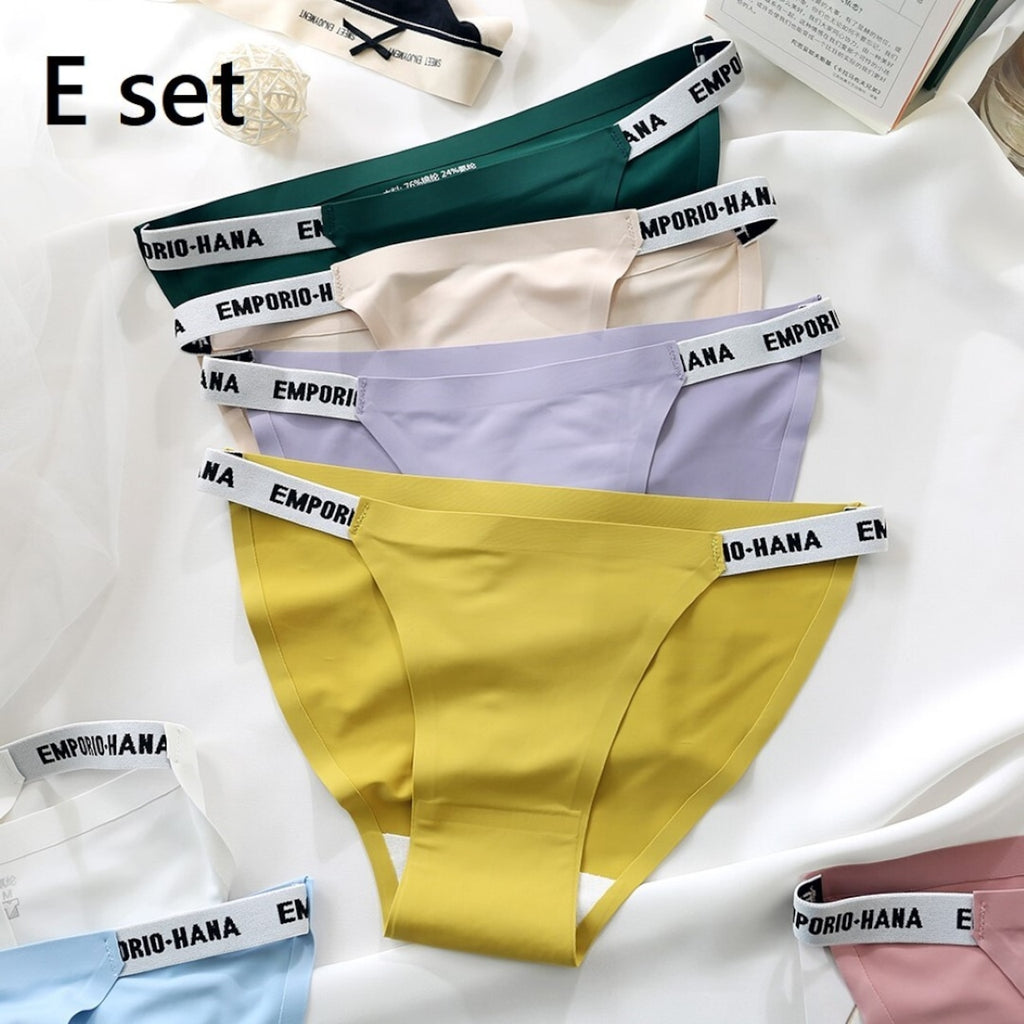 Mana Basic Set of 4 casual sporty shorts 1573