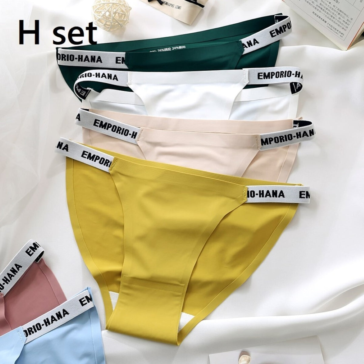 Mana Basic Set of 4 casual sporty shorts 1573