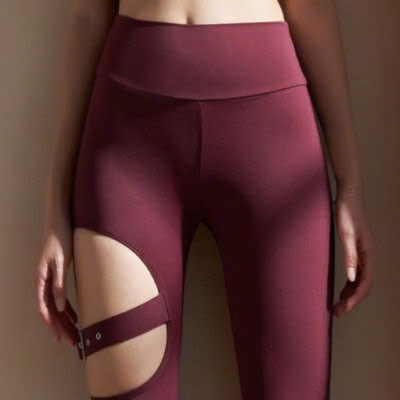 Mana Muse sexy hollow peach hip-lifting yoga pants 2488