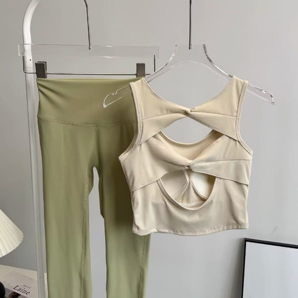 Mana Muse Cut-Out Balance Bra & Flow Leggings Set 2747