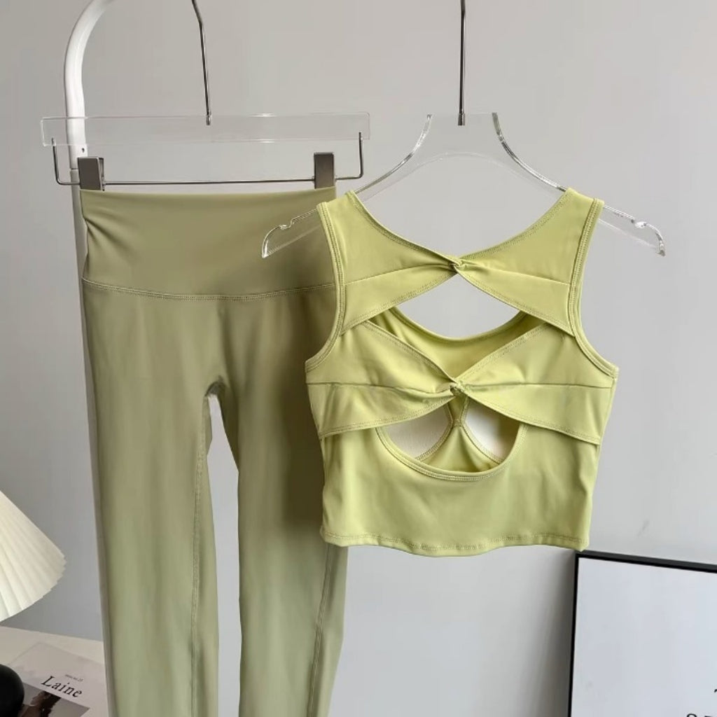 Mana Muse Cut-Out Balance Bra & Flow Leggings Set 2747