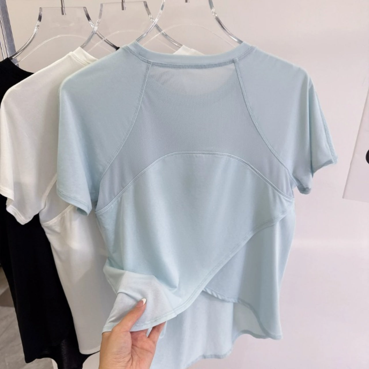 Mana Basic Air Cross Tee 2808