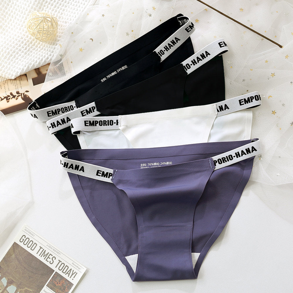 Mana Basic Set of 4 casual sporty shorts 1573